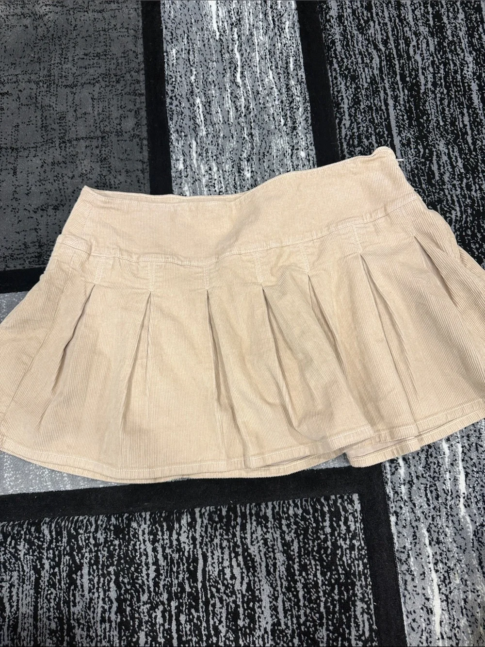 American Eagle Outfitters Beige Pleated Corduroy Mini Skort